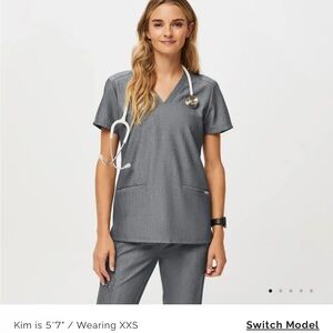 Figs Casma Graphite Scrub Top sz Sm